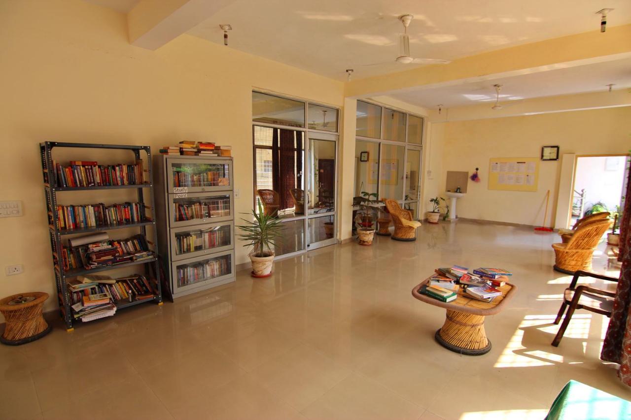 مبيت وإفطار Rishīkesh Devi Music Ashram المظهر الخارجي الصورة